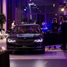 BMW S7 i BOND